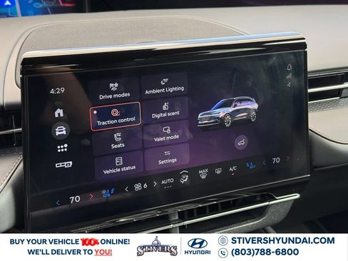 Used 2025 Lincoln Nautilus Reserve AWD/4WD image 45