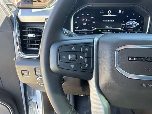 Used 2025 GMC Sierra 2500 Denali w/ Denali Reserve Package image 23