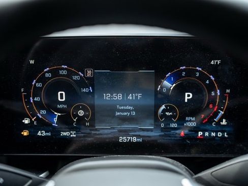 Used 2025 Chevrolet Suburban RST w/ Comfort Package image 18