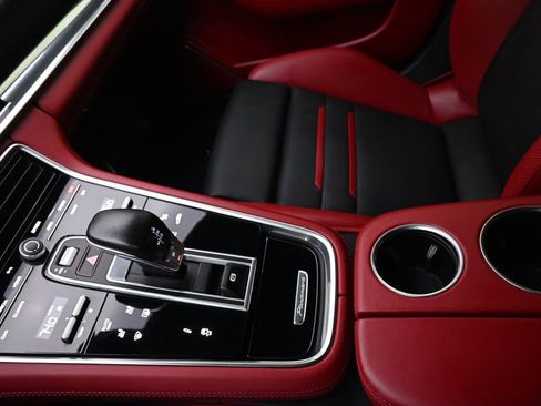 Used 2023 Porsche Panamera Turbo S image 35