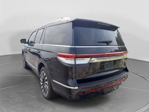 Used 2024 Lincoln Navigator Black Label AWD/4WD image 3