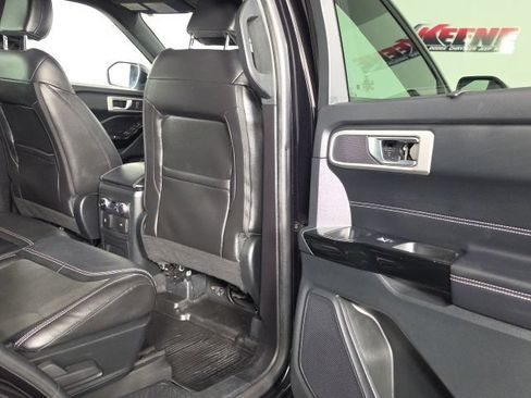 Used 2022 Ford Explorer ST w/ ST Street Pack AWD/4WD image 30