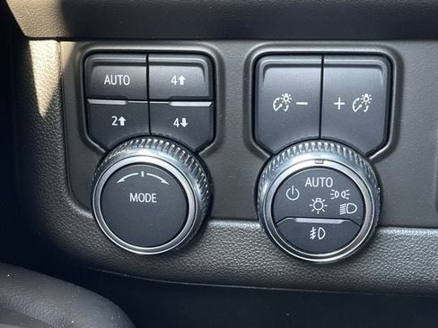 Used 2022 GMC Yukon AT4 w/ Max Trailering Package AWD/4WD image 21