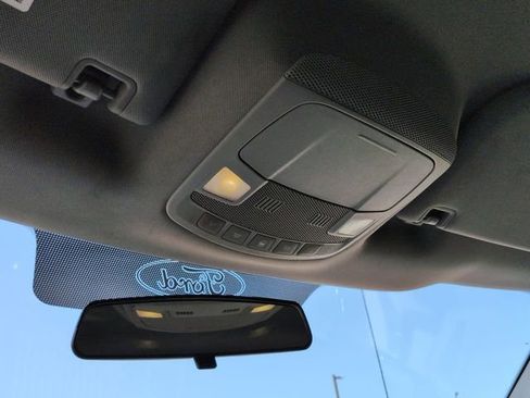 Used 2015 Ford F150 XLT RWD image 26