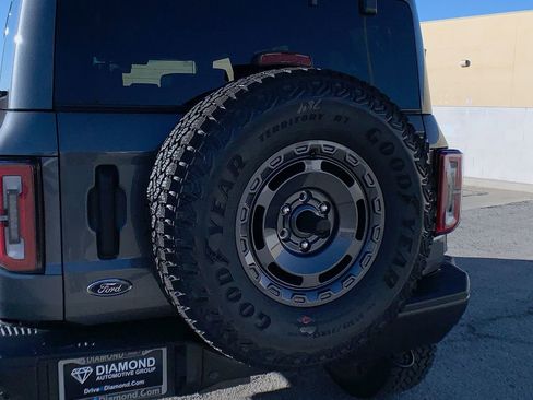 New 2025 Ford Bronco Badlands image 49