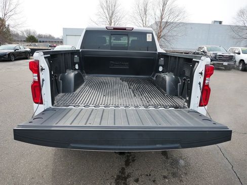 Used 2025 Chevrolet Silverado 1500 RST w/ Convenience Package II AWD/4WD image 14