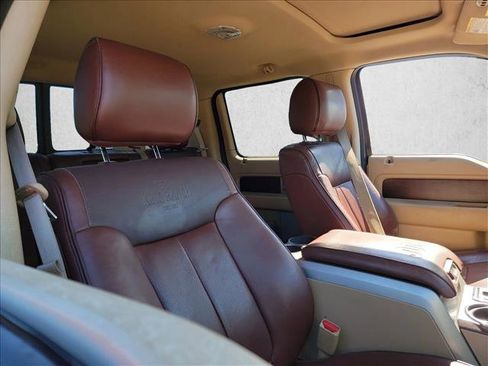 Used 2013 Ford F150 King Ranch w/ King Ranch Luxury Pkg AWD/4WD image 12