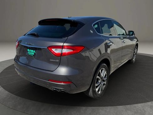 Used 2019 Maserati Levante AWD/4WD image 5
