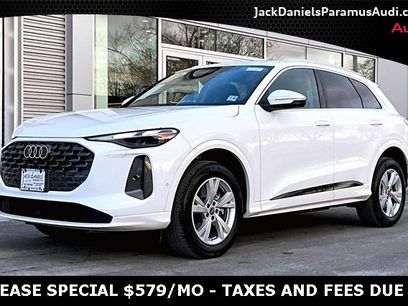 Used 2025 Audi Q5 Premium w/ Convenience Package