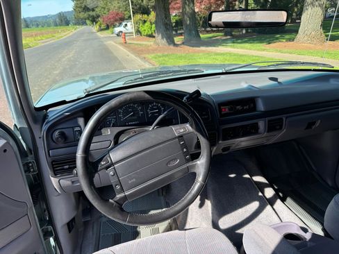 Used 1996 Ford Bronco XLT AWD/4WD image 31