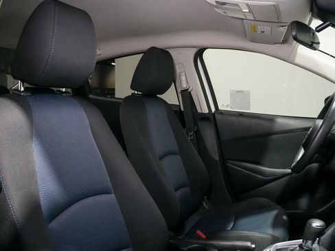 Used 2019 Toyota Yaris L FWD image 24
