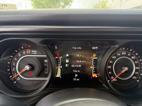 New 2025 Jeep Gladiator Sport image 25