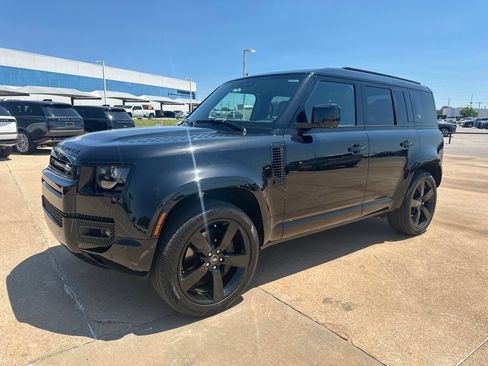 Used 2024 Land Rover Defender 110 X-Dynamic SE AWD/4WD image 1