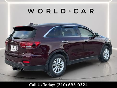 Used 2019 Kia Sorento FWD V6 w/ LX V6 Convenience Package image 7