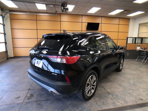 Certified 2022 Ford Escape SEL AWD/4WD image 7