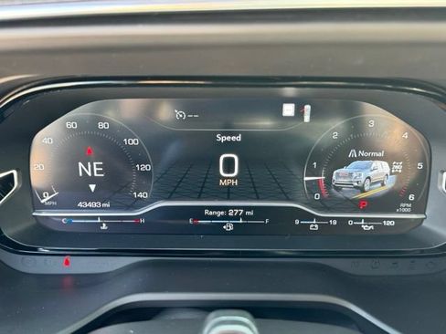 Used 2023 GMC Yukon XL Denali Ultimate AWD/4WD image 20