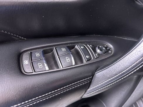 Used 2024 INFINITI QX80 Luxe image 40