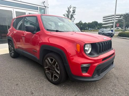 Used 2021 Jeep Renegade Sport FWD image 3