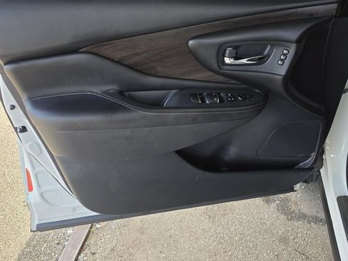 Used 2022 Nissan Murano Platinum FWD image 39