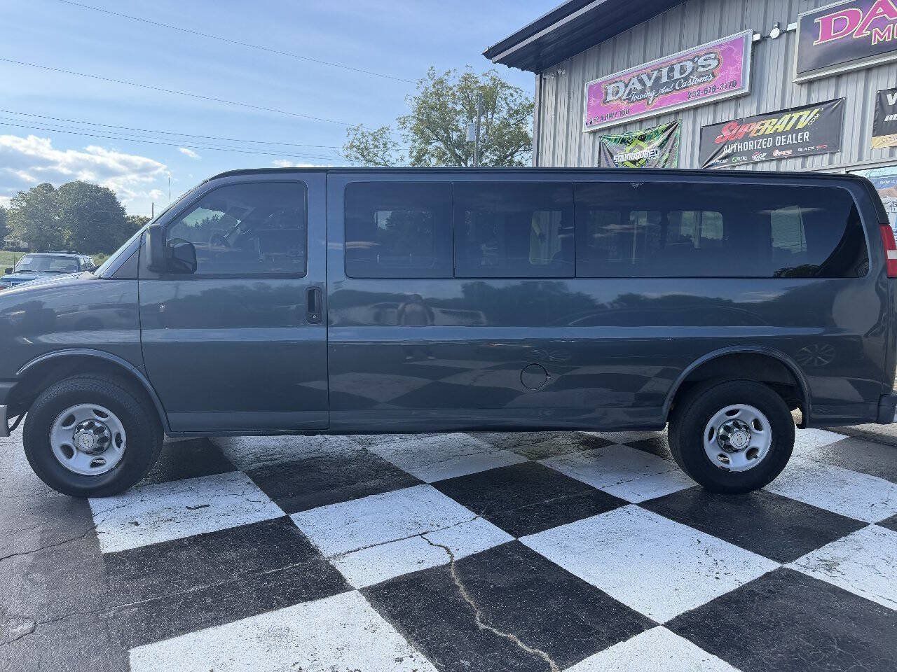 Used 2014 Chevrolet Express 3500 LT w/ LT Preferred Equipment Group RWD image 9