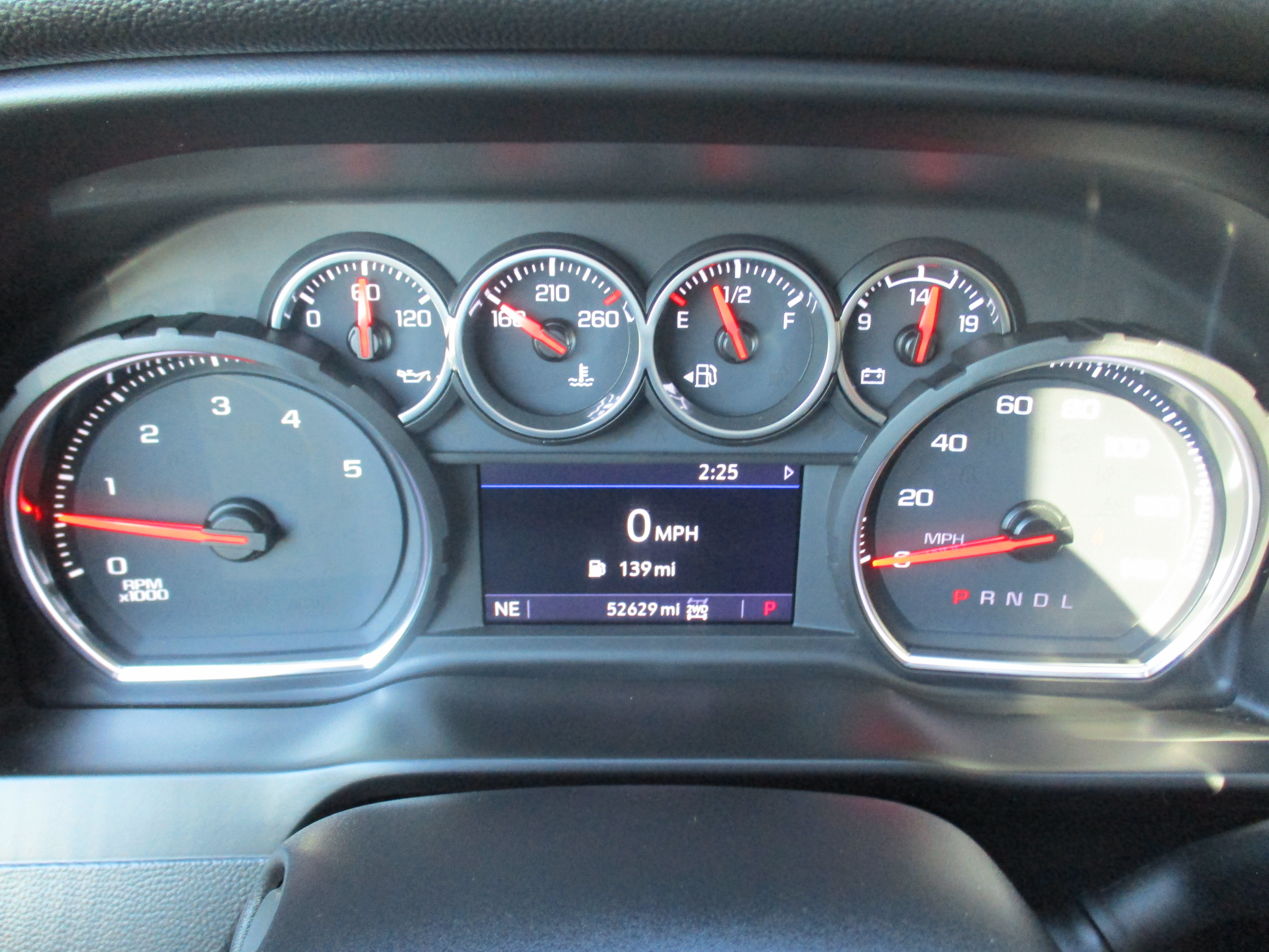 Used 2021 Chevrolet Silverado 2500 LTZ w/ LTZ Convenience Package AWD/4WD image 19