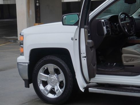 Used 2014 Chevrolet Silverado 1500 LTZ w/ LTZ Plus Package AWD/4WD image 37