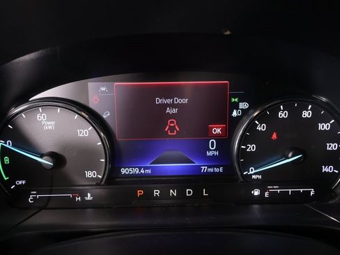 Used 2021 Ford Escape SE image 4