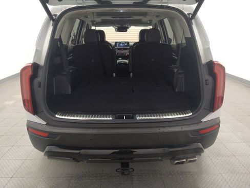 Used 2022 Kia Telluride SX w/ SX Prestige Package image 29