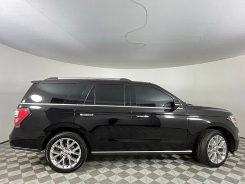 Used 2019 Ford Expedition Limited w/ Equipment Group 302A AWD/4WD image 4