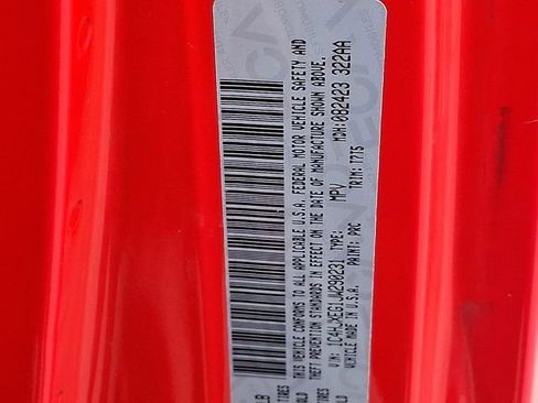 Used 2018 Jeep Wrangler Unlimited Sahara image 23