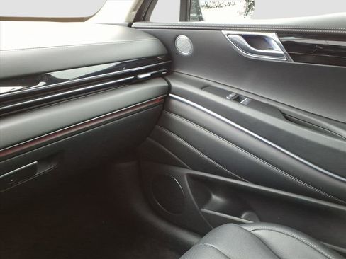 Used 2025 Genesis GV80 2.5T Standard image 23