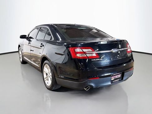 Used 2017 Ford Taurus SE FWD image 8