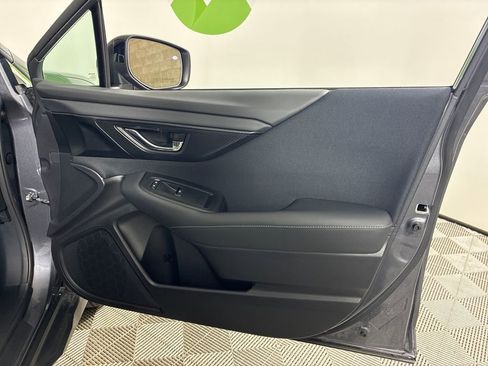 Used 2025 Subaru Outback Premium w/ Popular Package #1A image 32