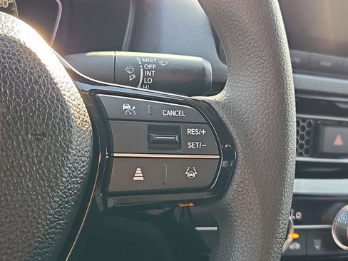 Used 2025 Honda Civic LX image 18