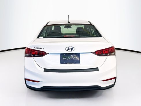 Used 2021 Hyundai Accent SE FWD image 7