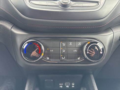 Used 2022 Chevrolet TrailBlazer RS image 20