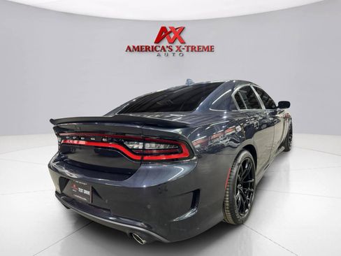 Used 2019 Dodge Charger Scat Pack w/ Daytona Edition Group RWD image 7