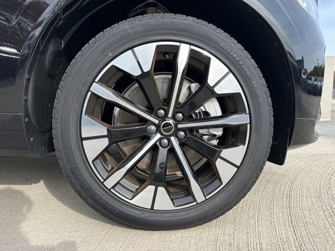 New 2026 Volvo XC60 T8 Plus w/ Protection Package Premier image 9