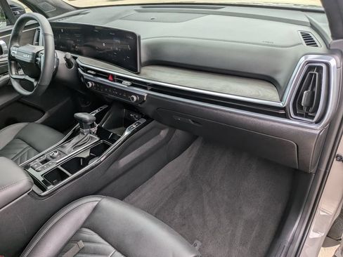Certified 2026 Kia Sorento SX Prestige AWD/4WD image 15