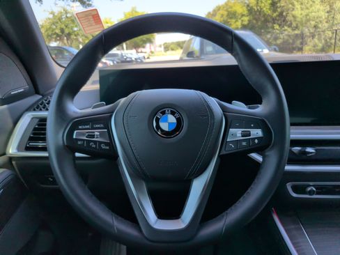 Certified 2024 BMW X5 xDrive40i w/ Premium Package AWD/4WD image 22