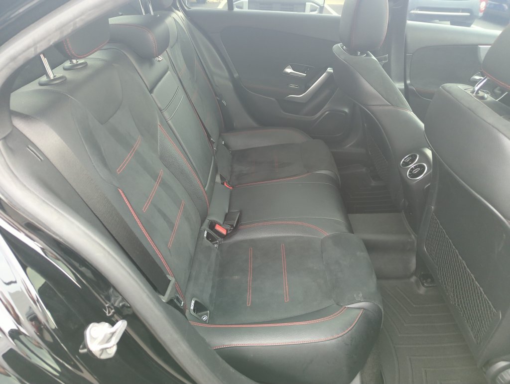 Used 2022 Mercedes-Benz A 220 image 33