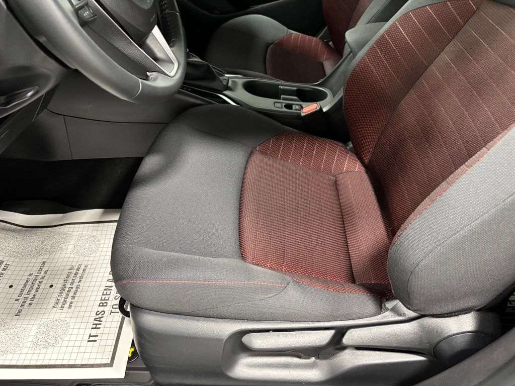Used 2026 Toyota Corolla SE FWD image 13