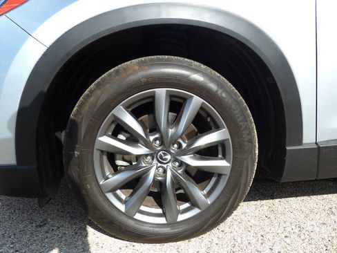 Used 2023 MAZDA CX-9 Touring image 12