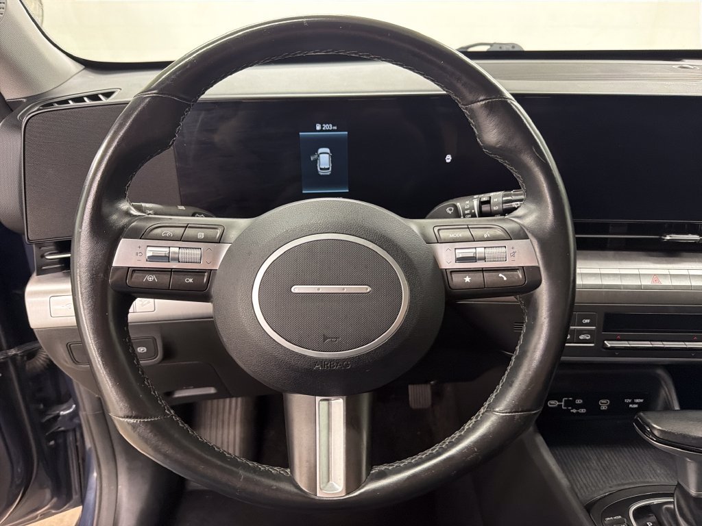 Used 2025 Hyundai Kona SEL FWD image 18