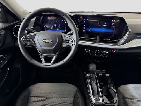 New 2026 Chevrolet Trax LT w/ Driver Confidence Package FWD image 20
