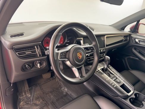 Used 2020 Porsche Macan S AWD/4WD image 4