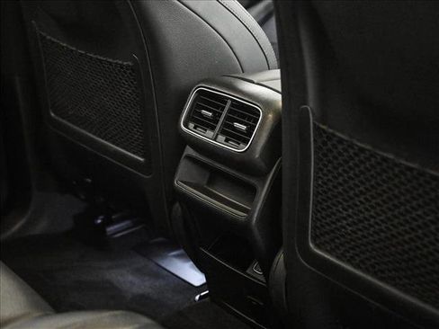 Used 2020 Mercedes-Benz GLE 350 4MATIC image 19