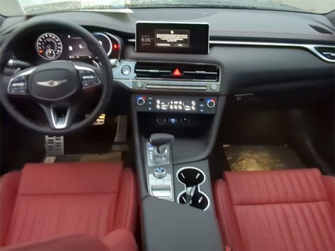 Used 2025 Genesis G70 2.5T w/ Sport Prestige Package image 14