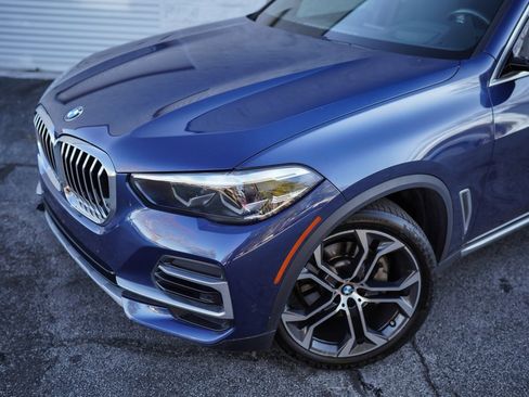 Used 2022 BMW X5 sDrive40i w/ Premium Package image 2