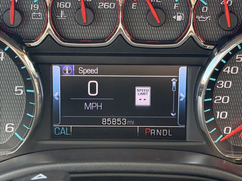 Used 2017 Chevrolet Silverado 1500 LTZ Z71 w/ LTZ Plus Package AWD/4WD image 22